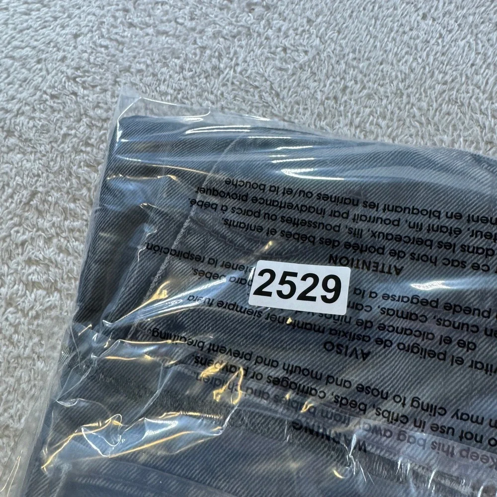 Y2K Levis 501 Jeans Mens 33x32 (tag 34x32) Black Button Fly‎ Straight Distressed